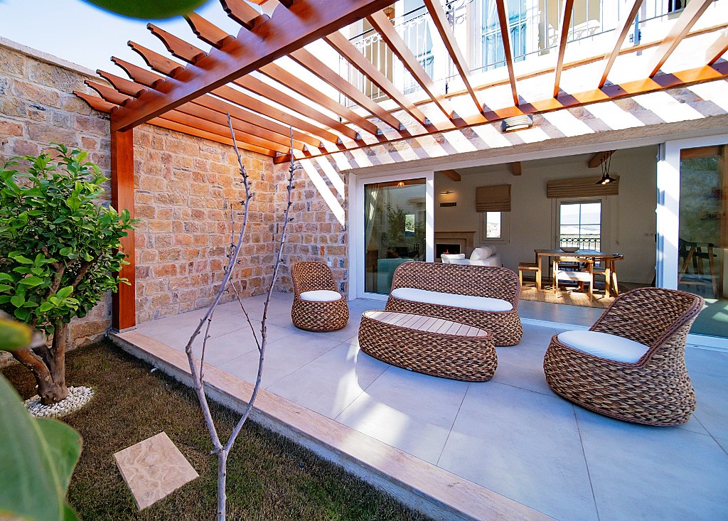 Akyol scenic view villa photograph 4